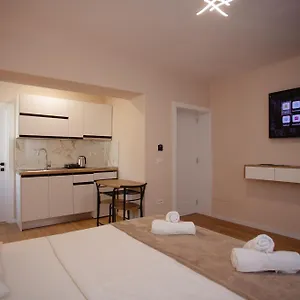 Center Apartment